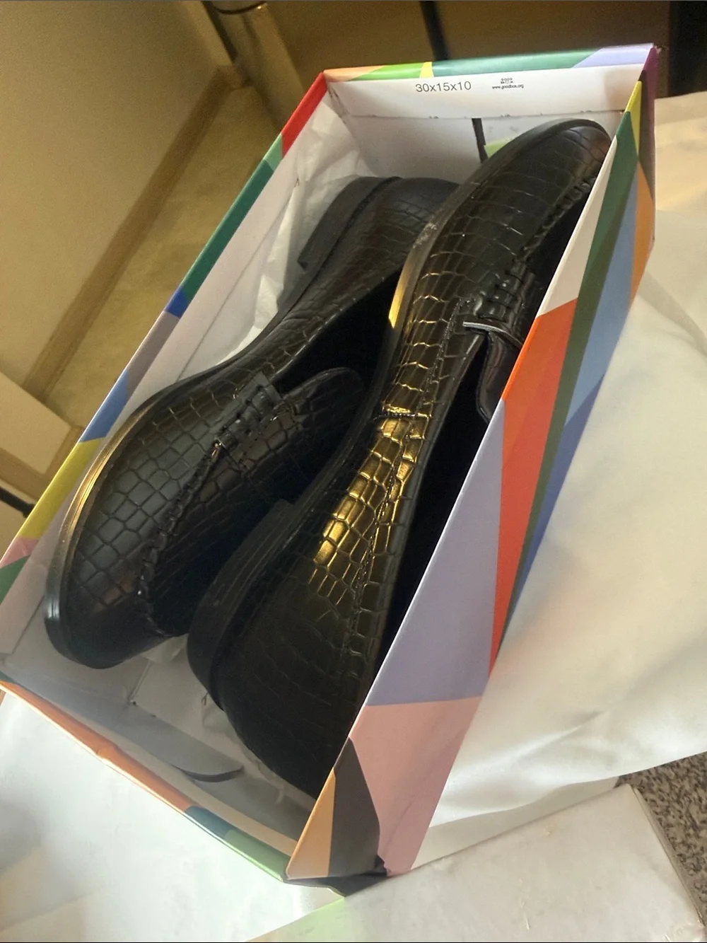 Katy Perry Collections Men’s Black Croc-Embossed Penny Loafers